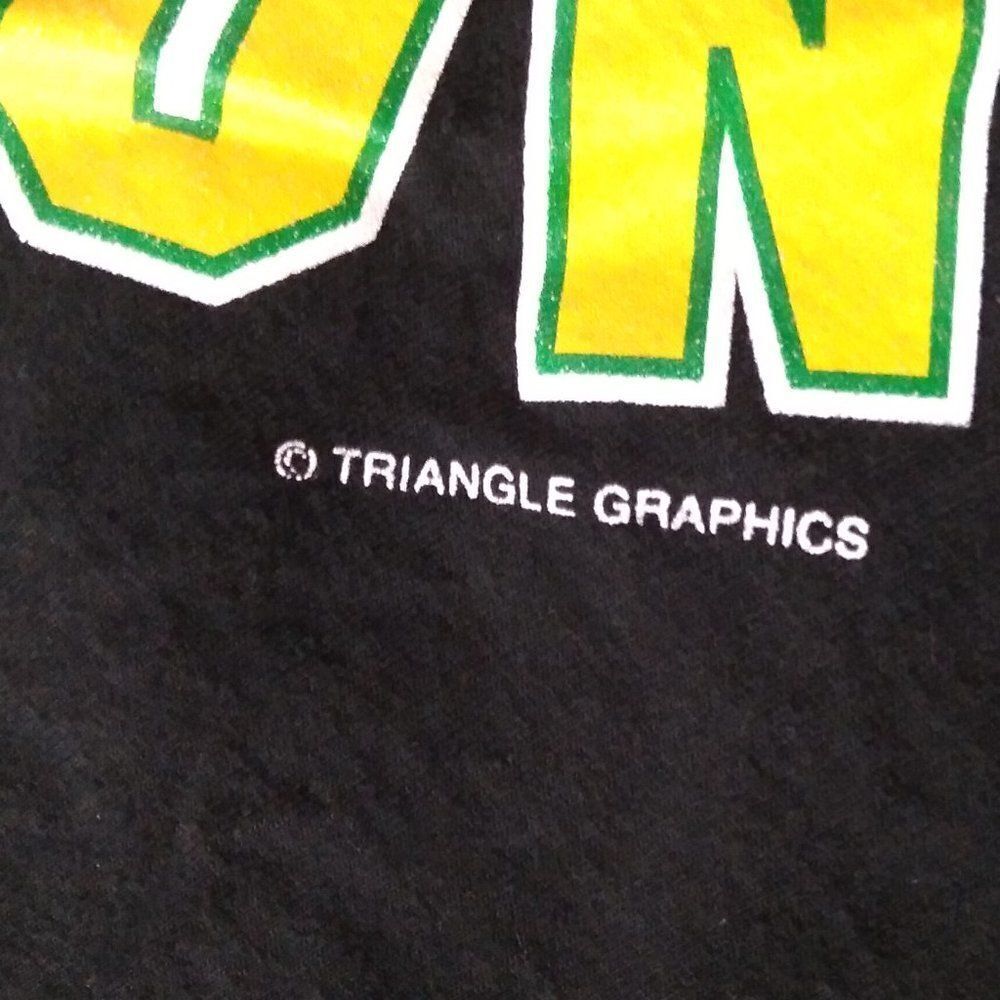 Vintage Oregon Ducks Champions Las Vegas Bowl T-Shirt - Picture 4 of 8
